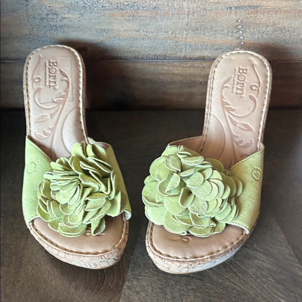 Born Green Floral Women's Sandals